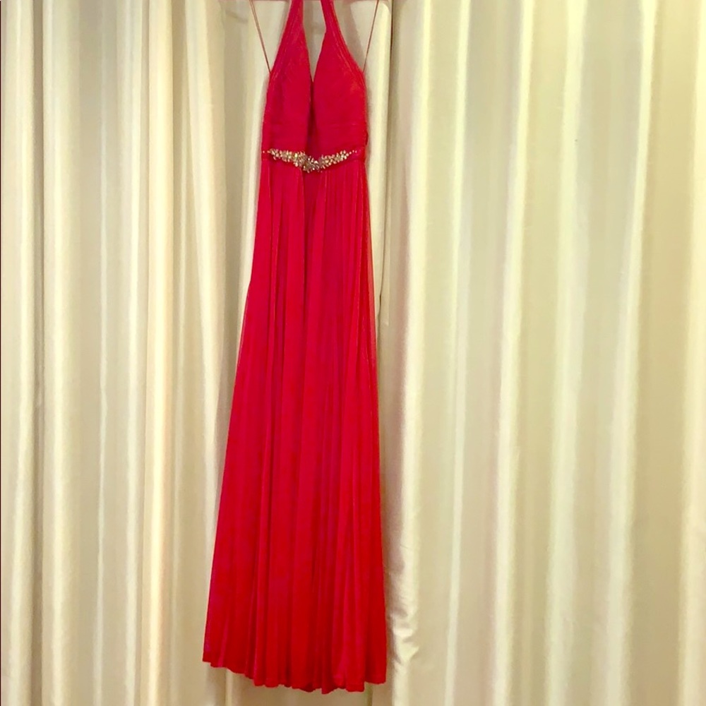 Gorgeous red dress for any occasion